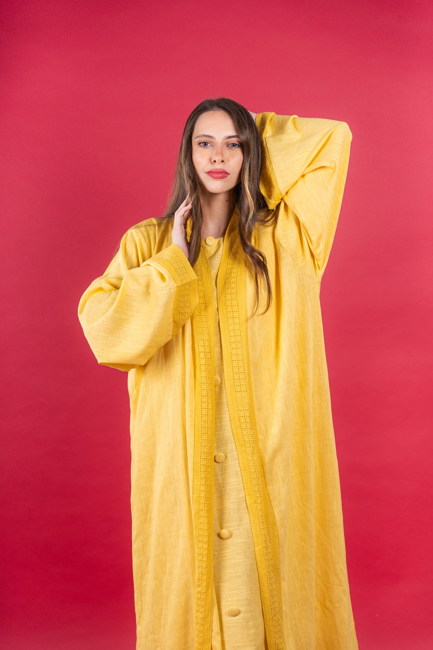 Hakoba Lace Detailed Linen Abaya Set