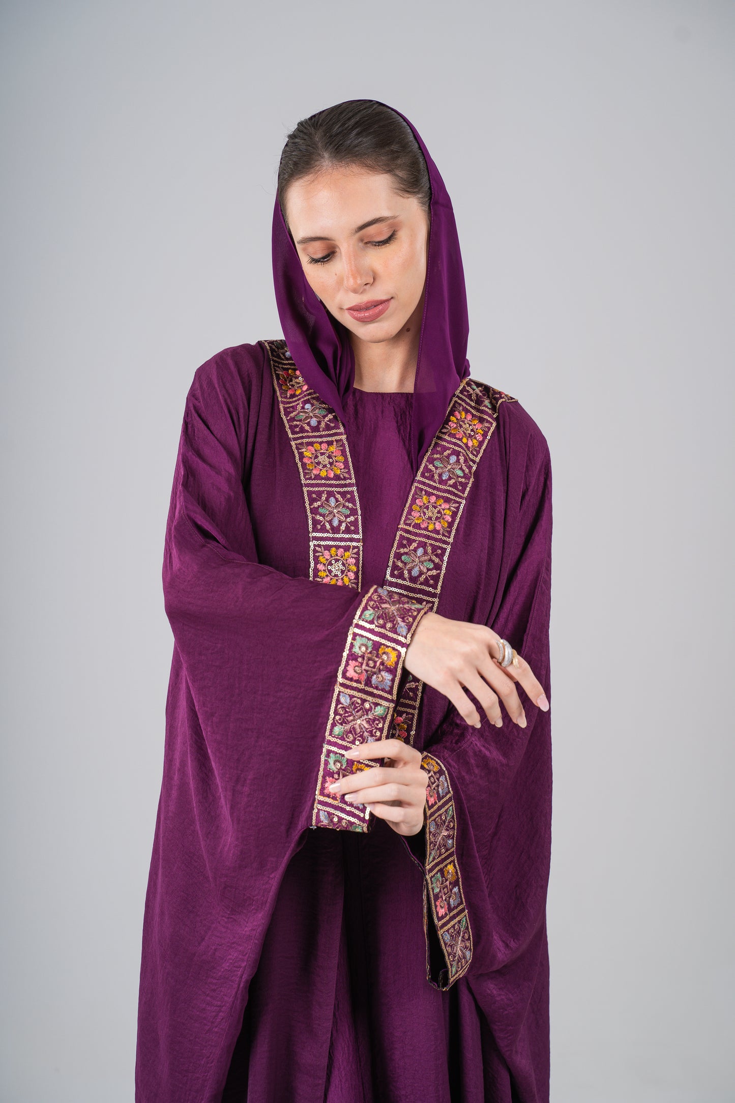 Embroidered Farasha Abaya Set