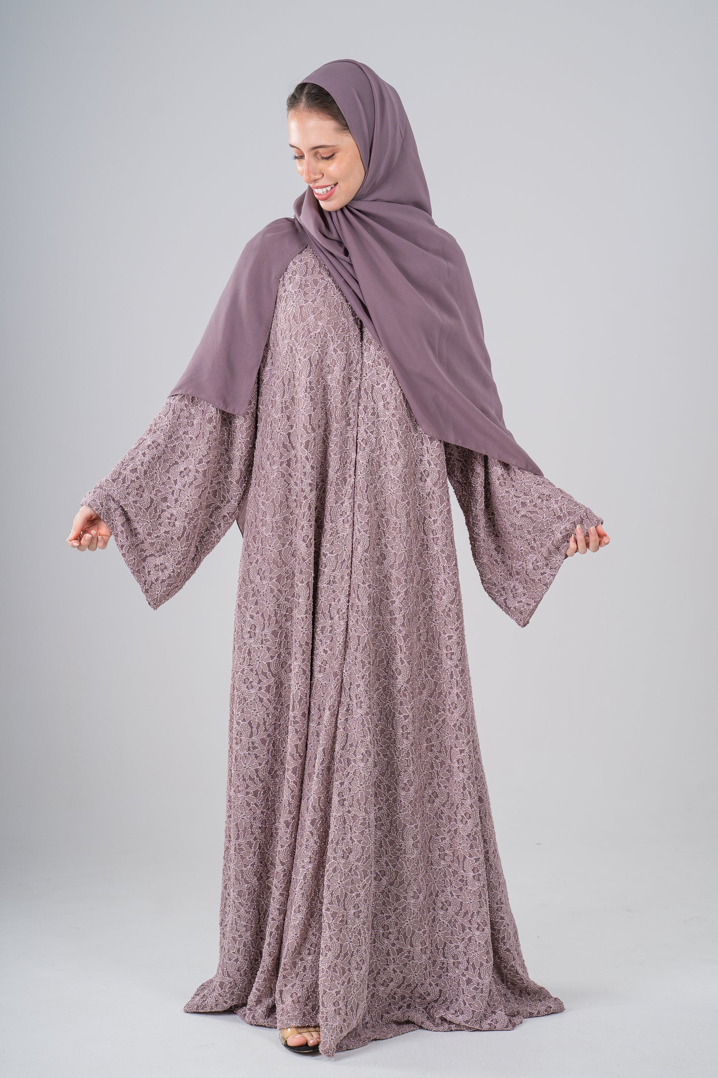 Lace Abaya Mauve